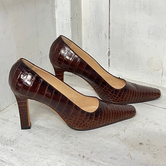 Manolo Blahnik Kayami Alligator Leather Heeled Pumps Chocolate Women's 39 / 8 - Picture 3 of 6